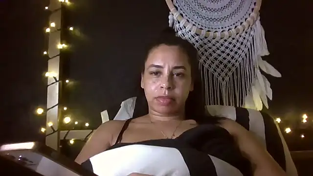 Snapshot of bigbootyjayda chatting on March 9, 2025, 3:54 am bigbootyjayda online show from March 9, 2025, 3:54 am