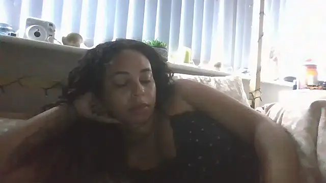 Snapshot of bigbootyjayda chatting on September 15, 2025, 11:43 am bigbootyjayda online show from September 15, 2025, 11:43 am