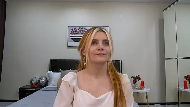 Snapshot of KellyStone chatting on January 22, 2025, 2:37 am KellyStone online show from January 22, 2025, 2:37 am