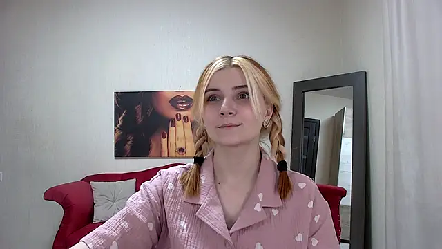 Snapshot of KellyStone chatting on February 10, 2025, 5:25 am KellyStone online show from February 10, 2025, 5:25 am