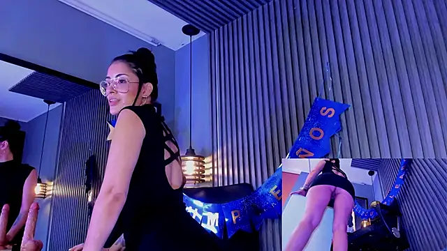 aura-baker online show from March 7, 2025, 4:00 pm