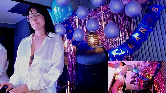 aura-baker online show from March 8, 2025, 7:09 pm