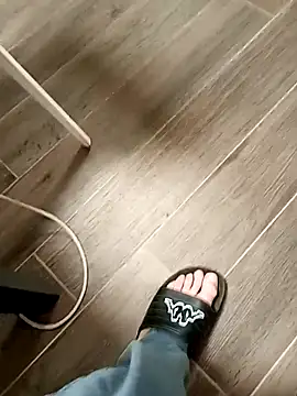 Snapshot of Porzz-6 chatting on October 14, 2025, 8:53 pm Porzz-6 online show from October 14, 2025, 8:53 pm