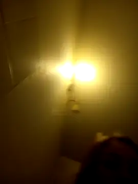 Snapshot of ElektrikFrancaise chatting on November 17, 2025, 6:46 pm ElektrikFrancaise online show from November 17, 2025, 6:46 pm