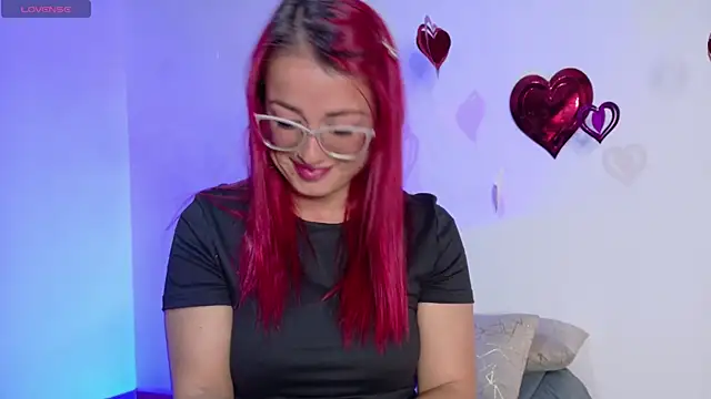 luccycollins  online show from March 18, 2025, 2:15 pm