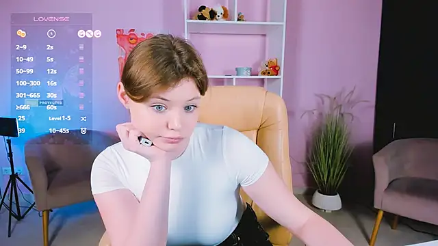Snapshot of nikole_kitt chatting on January 15, 2025, 7:55 pm nikole kitt online show from January 15, 2025, 7:55 pm