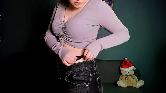 Snapshot of nikole_kitt chatting on January 20, 2025, 8:07 pm nikole kitt online show from January 20, 2025, 8:07 pm