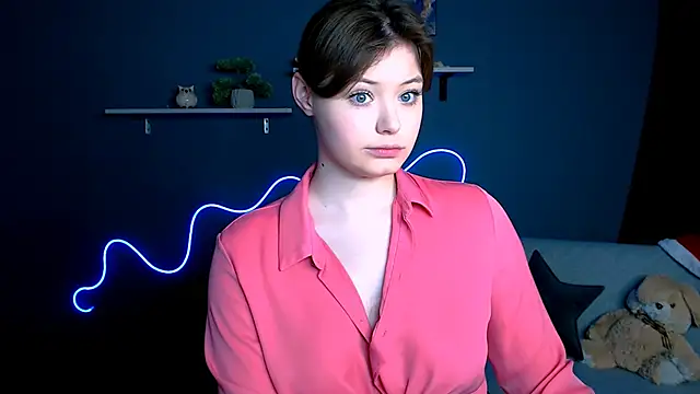 Snapshot of nikole_kitt chatting on February 8, 2025, 8:10 pm nikole kitt online show from February 8, 2025, 8:10 pm
