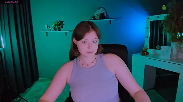 Snapshot of nikole_kitt chatting on September 22, 2025, 7:16 pm nikole kitt online show from September 22, 2025, 7:16 pm