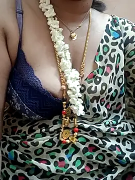 gaurika18 online show from February 23, 2025, 11:47 pm