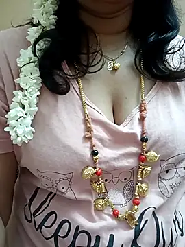 gaurika18 online show from March 12, 2025, 6:22 pm