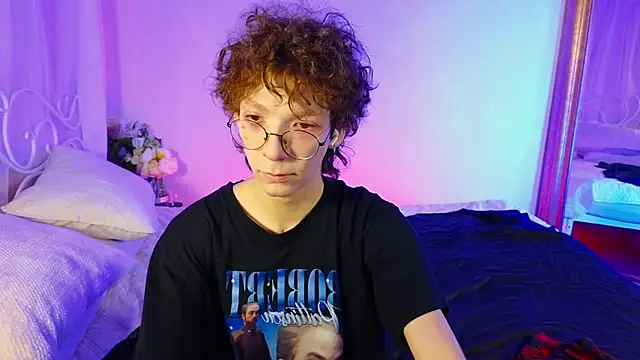 Snapshot of TommieH chatting on February 26, 2025, 5:42 am TommieH online show from February 26, 2025, 5:42 am