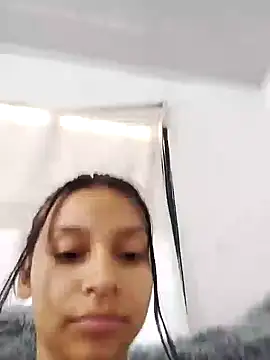 Snapshot of emma_ambar chatting on December 4, 2024, 8:40 pm emma ambar online show from December 4, 2024, 8:40 pm