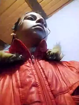 Snapshot of emma_ambar chatting on January 29, 2025, 12:01 am emma ambar online show from January 29, 2025, 12:01 am