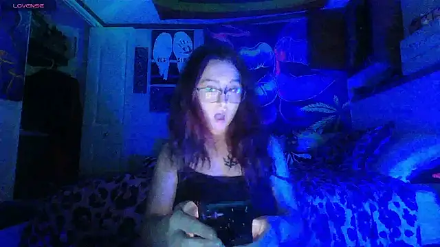 Snapshot of NovaLove2002 chatting on November 12, 2025, 2:45 am NovaLove2002 online show from November 12, 2025, 2:45 am