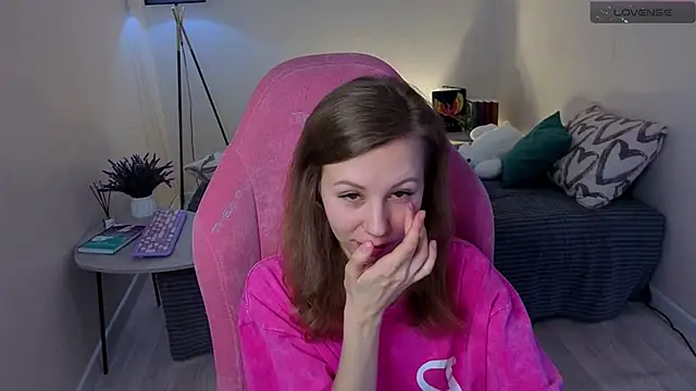 Lill Mary online show from March 3, 2025, 12:37 am