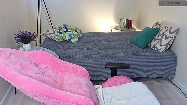 Lill Mary online show from March 23, 2025, 3:10 am