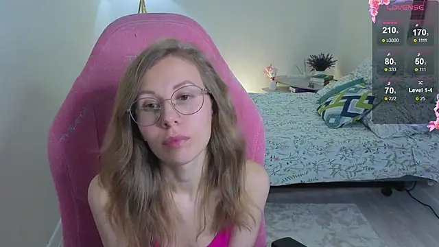 Lill Mary online show from September 10, 2025, 2:11 am