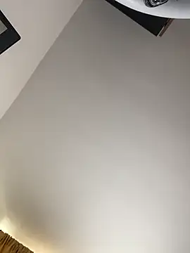 baby lizy online show from September 19, 2025, 7:14 pm