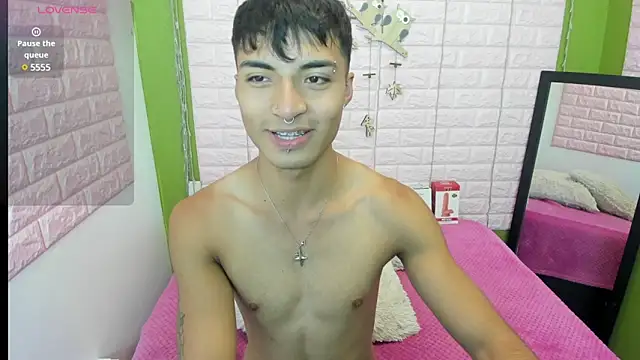 dylan fun18 online show from December 6, 2024, 6:28 pm