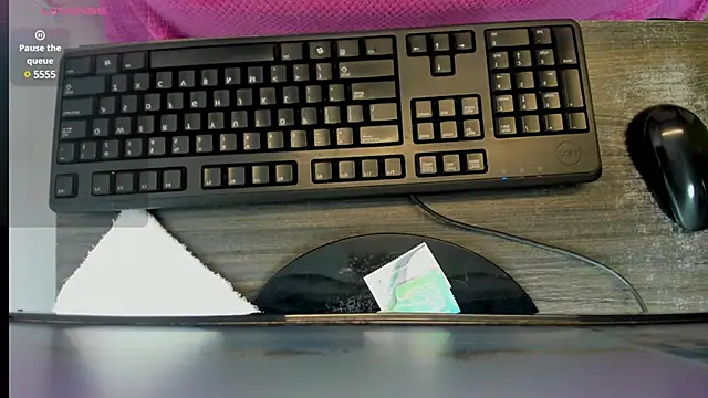 dylan fun18 online show from December 9, 2024, 2:49 pm