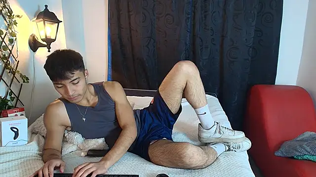 dylan fun18 online show from December 16, 2024, 4:05 pm