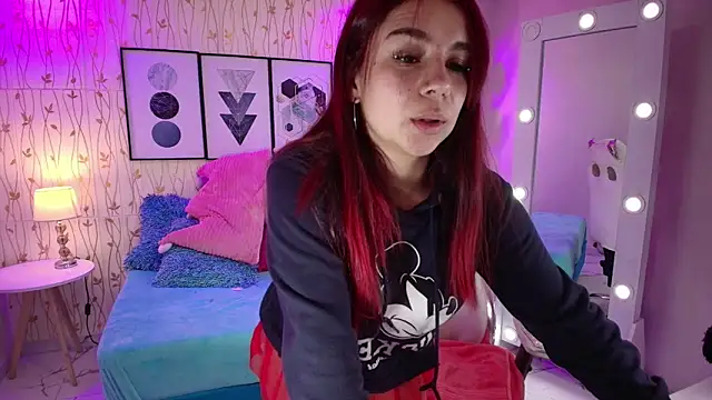 Snapshot of Gabby_evanns chatting on December 24, 2024, 12:00 pm Gabby evanns online show from December 24, 2024, 12:00 pm