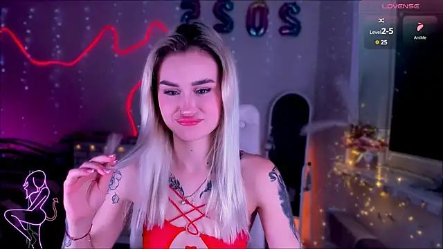 Snapshot of _Ravenaa chatting on January 22, 2025, 9:24 am Ravenaa online show from January 22, 2025, 9:24 am