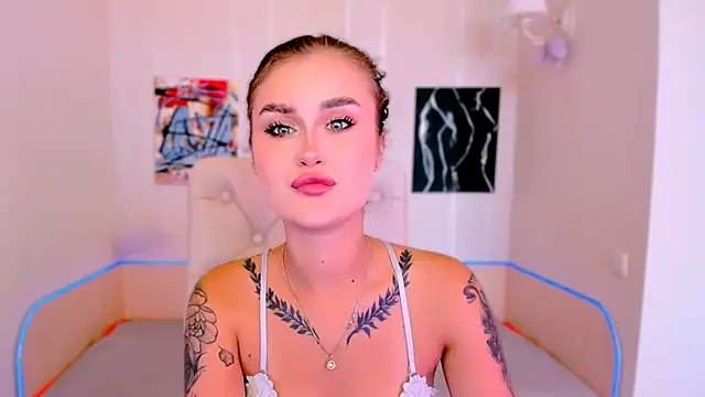 Snapshot of _Ravenaa chatting on September 22, 2025, 7:21 am Ravenaa online show from September 22, 2025, 7:21 am