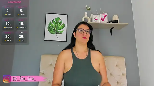 Snapshot of Soe_Lara chatting on March 17, 2025, 11:42 am Soe Lara online show from March 17, 2025, 11:42 am