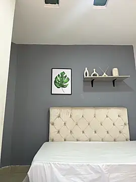 Snapshot of Soe_Lara chatting on September 13, 2025, 11:10 am Soe Lara online show from September 13, 2025, 11:10 am