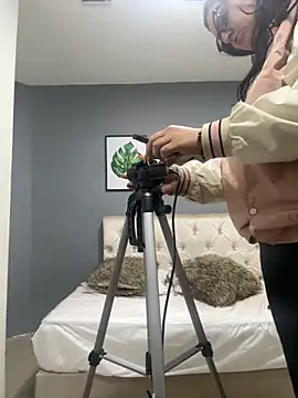 Snapshot of Soe_Lara chatting on November 29, 2025, 10:51 am Soe Lara online show from November 29, 2025, 10:51 am