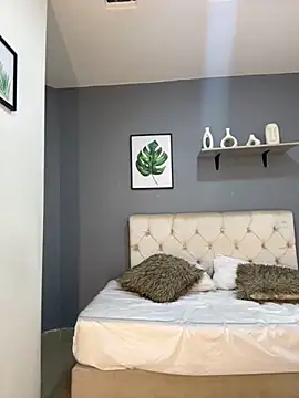 Snapshot of Soe_Lara chatting on December 4, 2025, 11:19 am Soe Lara online show from December 4, 2025, 11:19 am