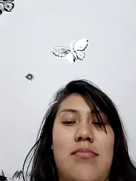 Snapshot of Catalehia_Milk chatting on November 16, 2025, 4:18 am Catalehia Milk online show from November 16, 2025, 4:18 am