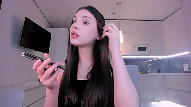 Snapshot of sharon_forever chatting on November 19, 2025, 12:49 pm sharon forever online show from November 19, 2025, 12:49 pm