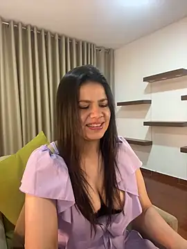 Snapshot of Alice_Biel chatting on January 3, 2025, 2:32 am Alice Biel online show from January 3, 2025, 2:32 am