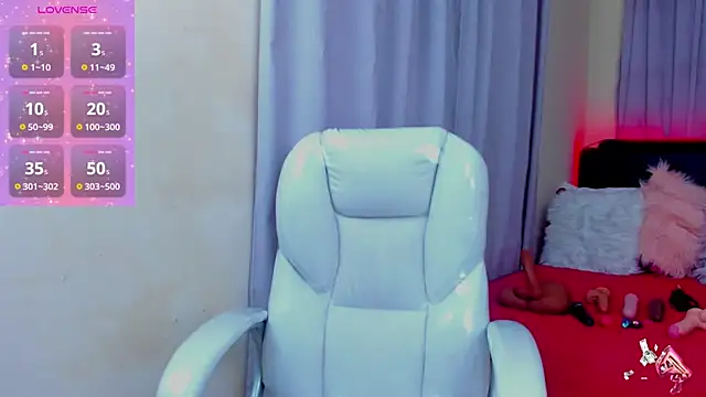 Snapshot of Hot_beauty__ chatting on January 29, 2025, 4:26 am Hot beauty online show from January 29, 2025, 4:26 am