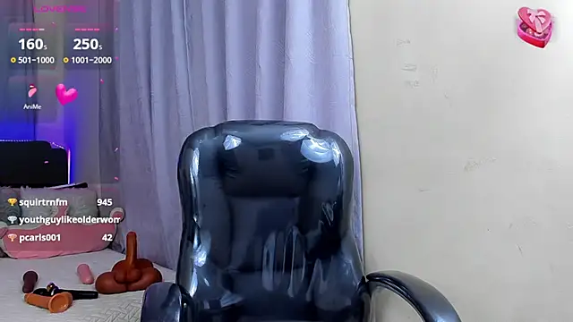 Snapshot of Hot_beauty__ chatting on March 12, 2025, 6:51 am Hot beauty online show from March 12, 2025, 6:51 am