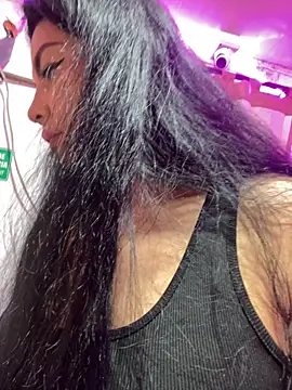 Snapshot of Hot_beauty__ chatting on October 18, 2025, 3:53 am Hot beauty online show from October 18, 2025, 3:53 am