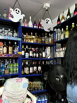 Snapshot of Hot_beauty__ chatting on November 2, 2025, 12:57 am Hot beauty online show from November 2, 2025, 12:57 am