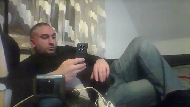 Snapshot of NewyorkDimi chatting on December 25, 2024, 2:35 am NewyorkDimi online show from December 25, 2024, 2:35 am