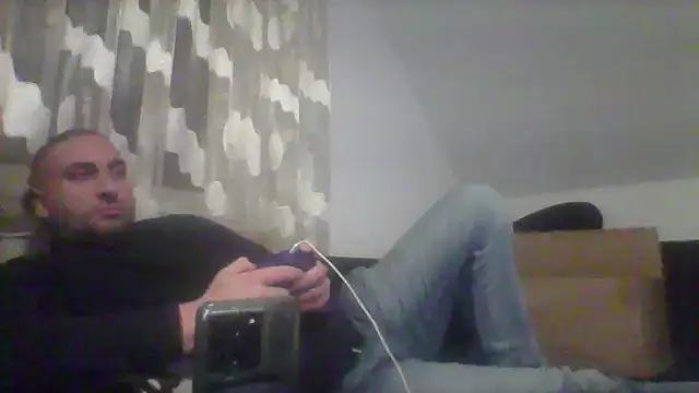 Snapshot of NewyorkDimi chatting on January 17, 2025, 1:57 am NewyorkDimi online show from January 17, 2025, 1:57 am