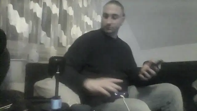 Snapshot of NewyorkDimi chatting on February 3, 2025, 12:04 am NewyorkDimi online show from February 3, 2025, 12:04 am