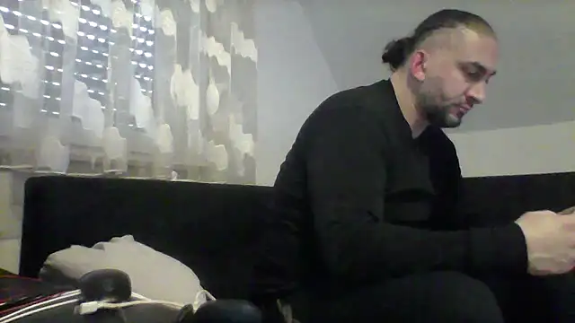 Snapshot of NewyorkDimi chatting on March 15, 2025, 6:47 am NewyorkDimi online show from March 15, 2025, 6:47 am