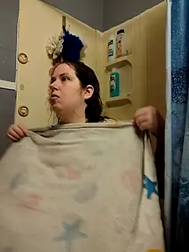 023Longandjuicy online show from November 27, 2025, 3:30 am