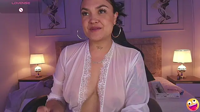 Snapshot of lyn_adamns chatting on February 27, 2025, 9:14 pm lyn adamns online show from February 27, 2025, 9:14 pm