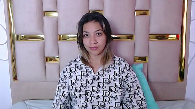 nina carther online show from October 12, 2025, 11:09 am