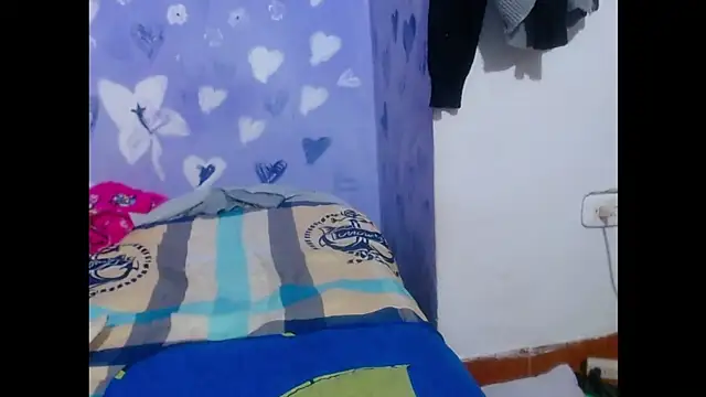 Snapshot of perverted_couple_- chatting on September 22, 2025, 11:40 pm perverted couple - online show from September 22, 2025, 11:40 pm