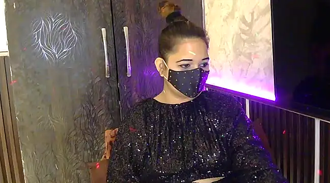 fabdemira online show from December 5, 2024, 7:38 pm