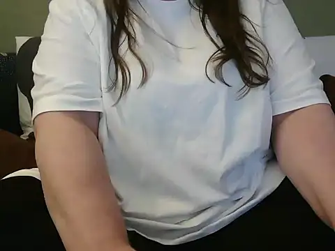 MarthaBriest online show from March 7, 2025, 12:23 pm